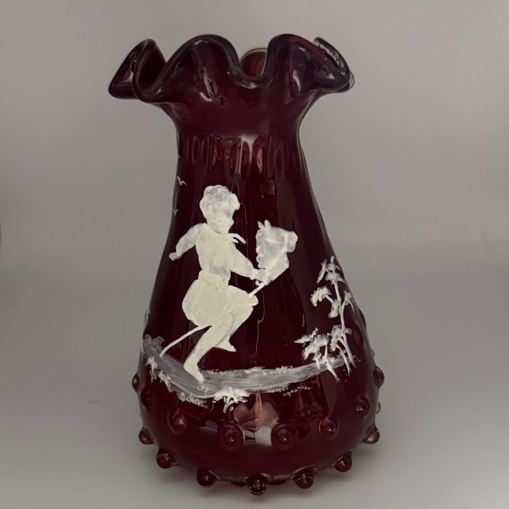 Vintage ?Fenton? ?Mary McGregor? Ruby Red Vase
